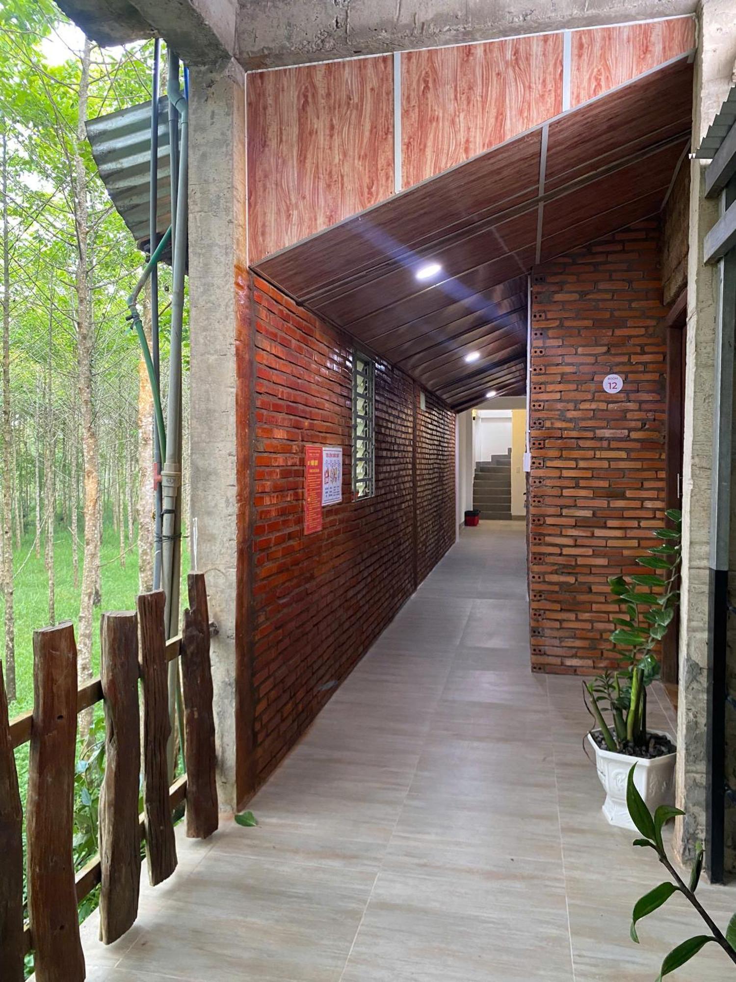 Lava Rock Viet Nam Lodge Anhfly Resort Nam Каттьен Экстерьер фото